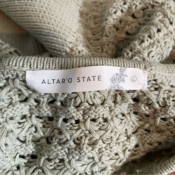 Altar'd State Light Green Knit Cropped Sweater with Bell Sleeves Size Large - Picture 4 of 5
